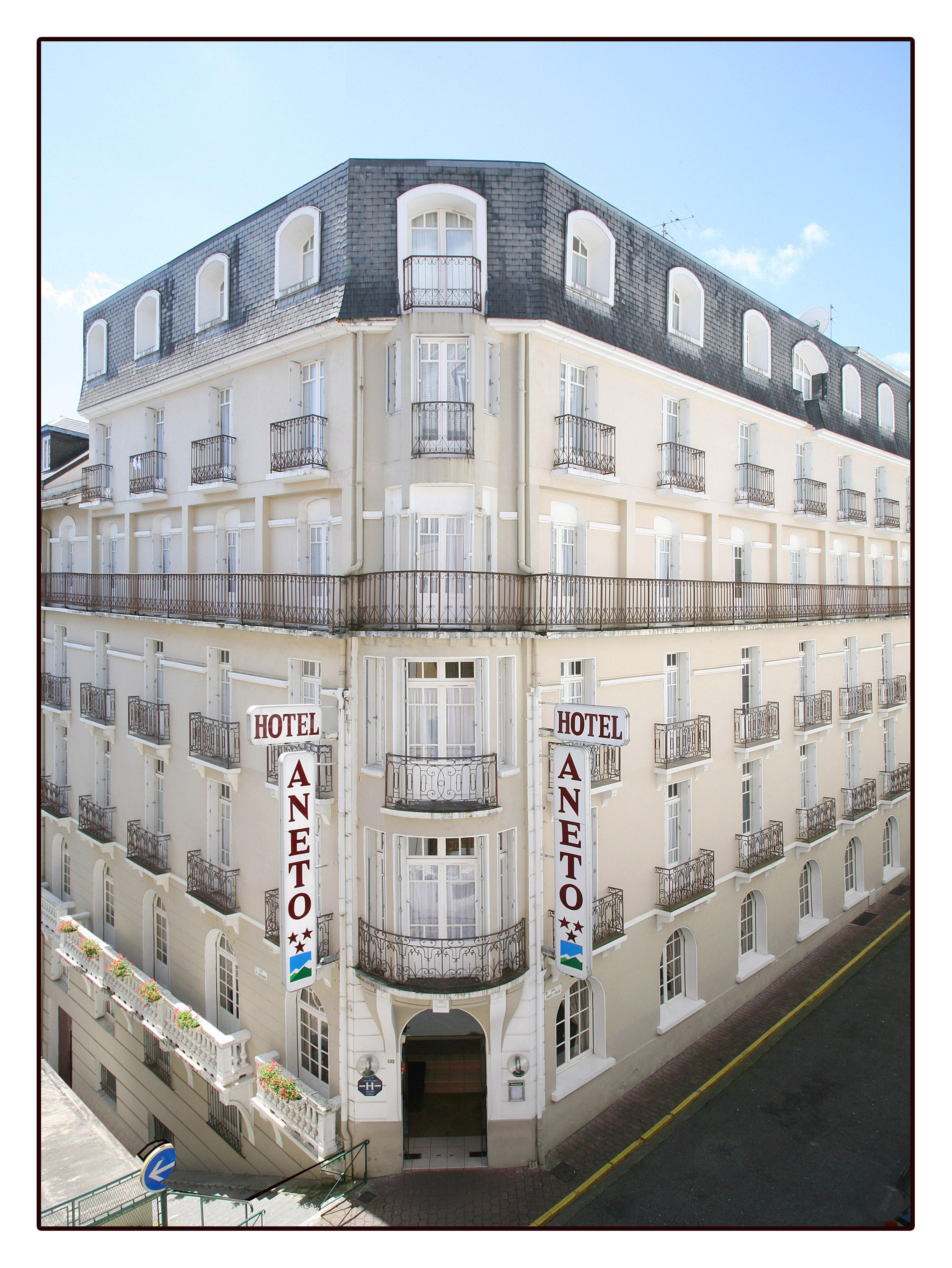 Hotel Aneto Lourdes Dış mekan fotoğraf