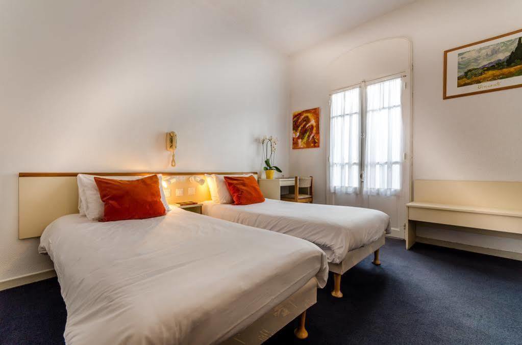 Hotel Aneto Lourdes Dış mekan fotoğraf